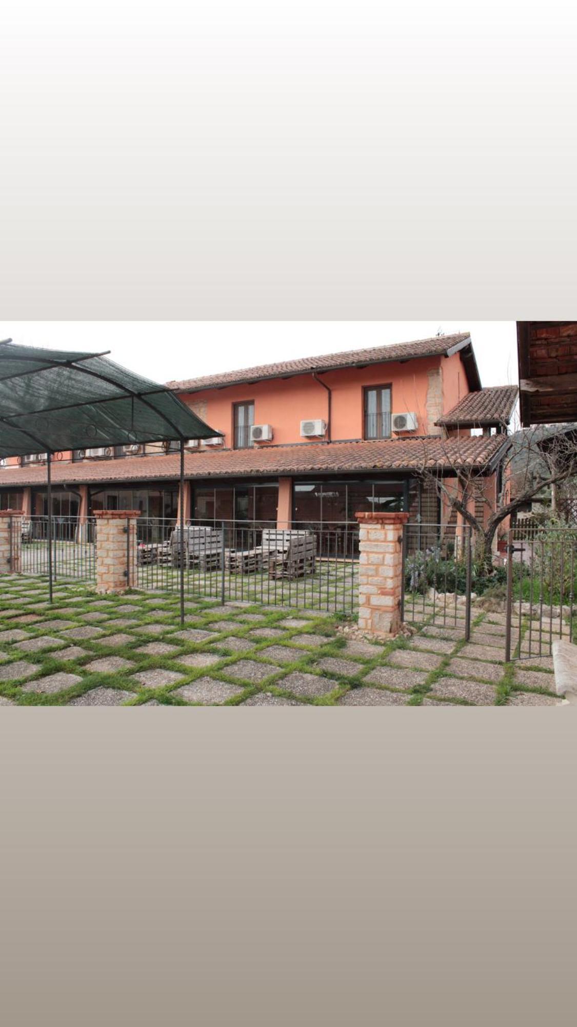 La Fattoria Di Carlotta Villa Maenza Exterior photo